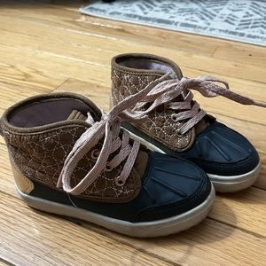 Oshkosh Duck style Boots - Brown - Size 9
